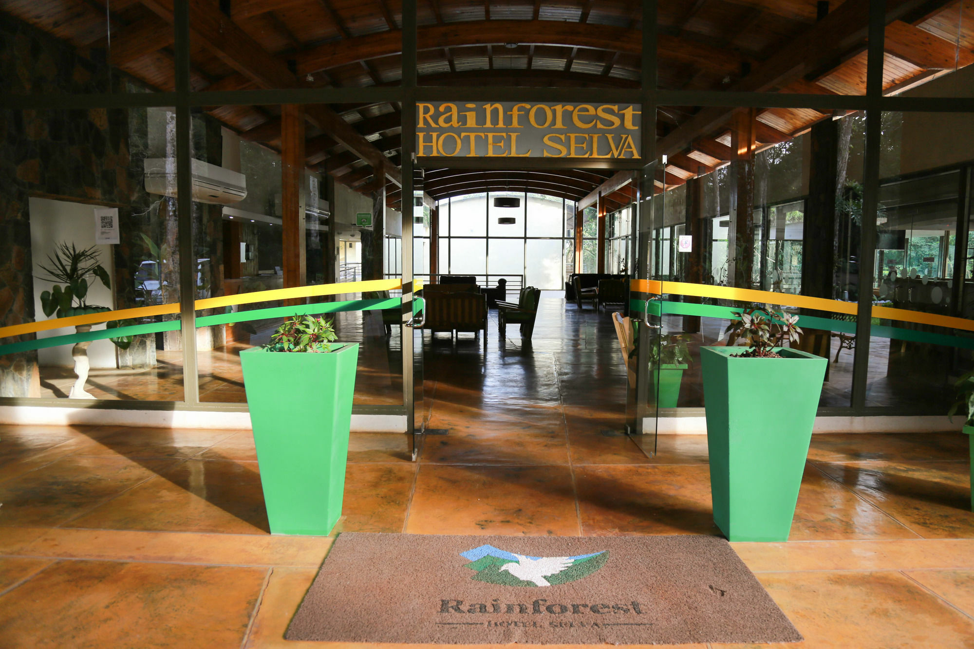 Hotel Rainforest & Puerto Iguazú